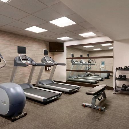 Отель Courtyard By Marriott Bloomington Normal Экстерьер фото
