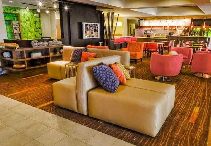 Отель Courtyard By Marriott Bloomington Normal Ресторан фото